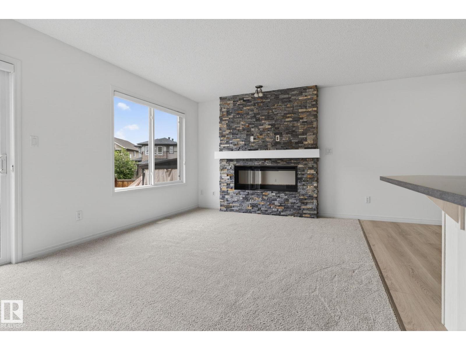 3806 POWELL WD SW - 23