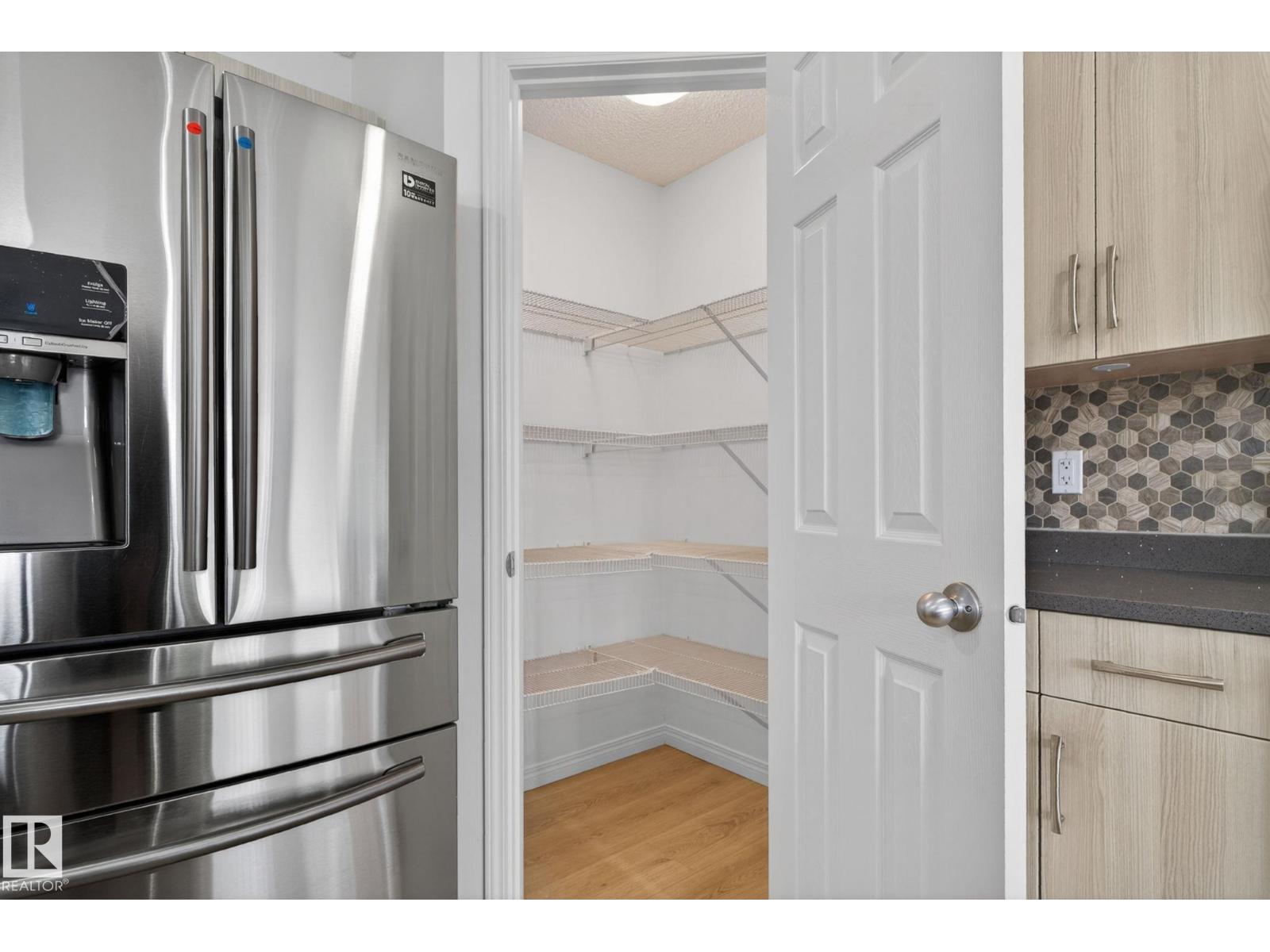 3806 POWELL WD SW - 25