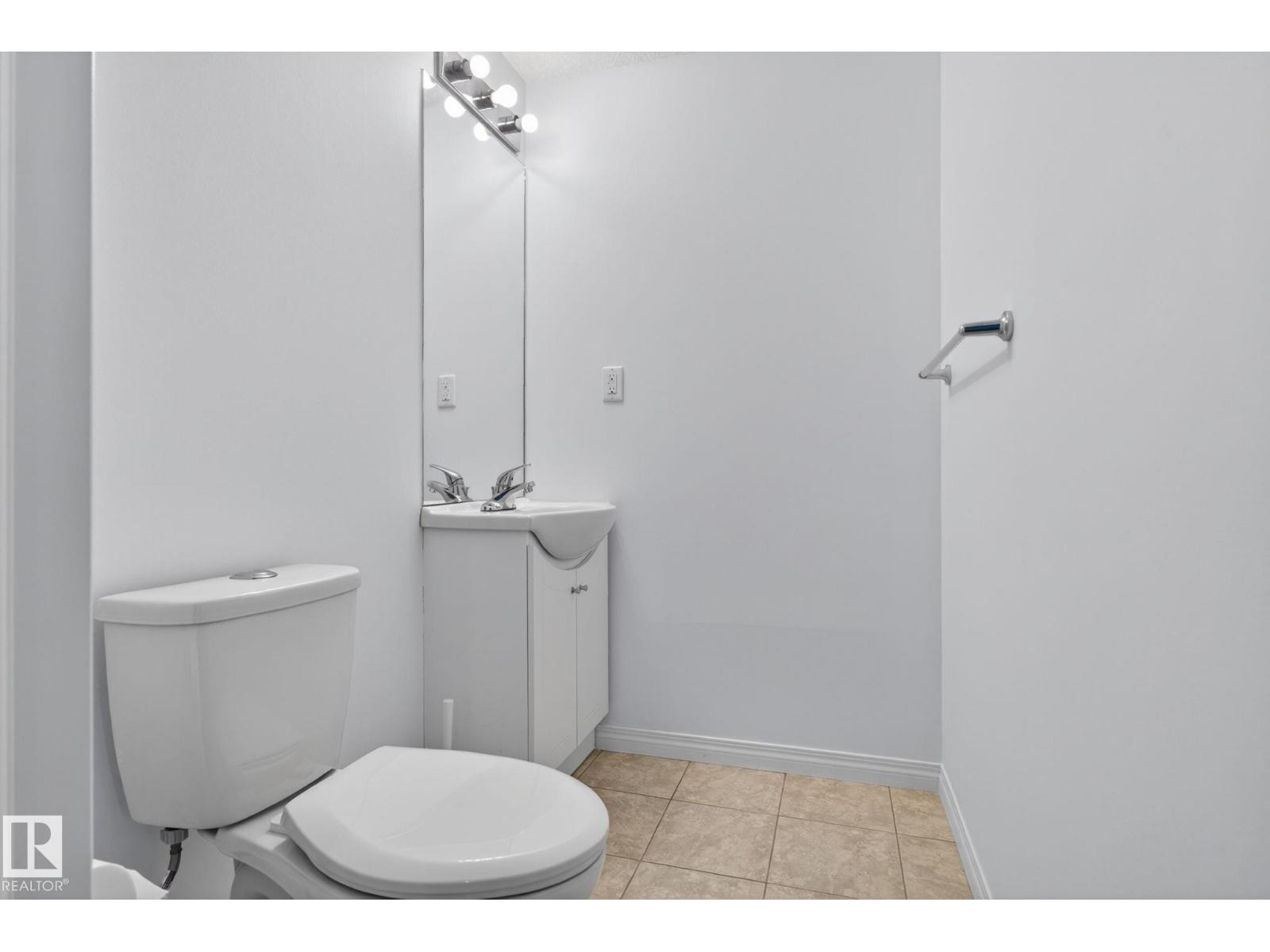 3806 POWELL WD SW - 53