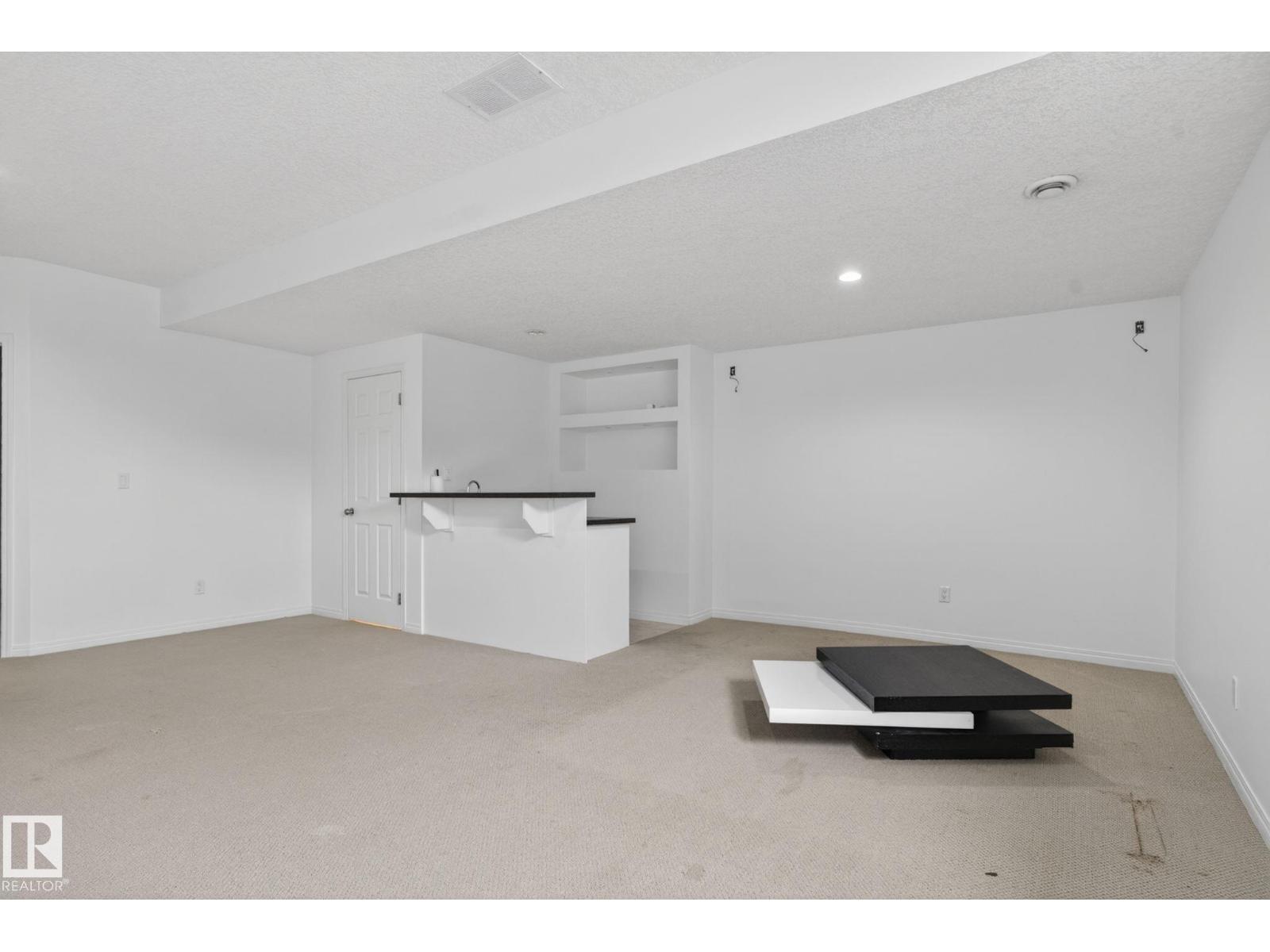 3806 POWELL WD SW - 57