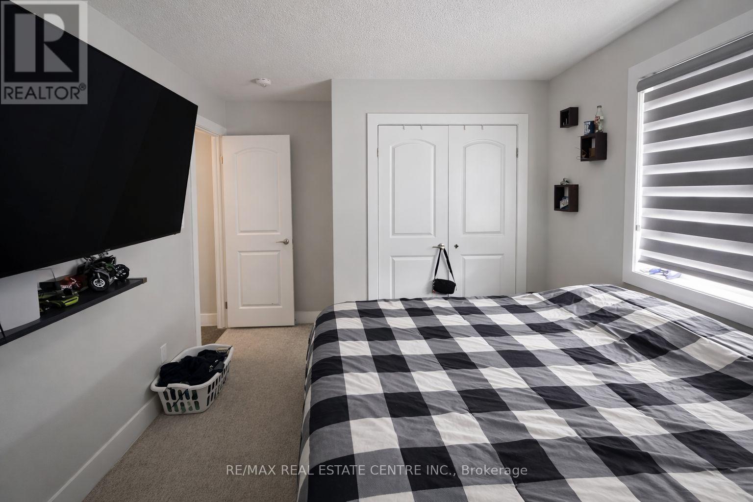 54 WAYSIDE LANE - 15