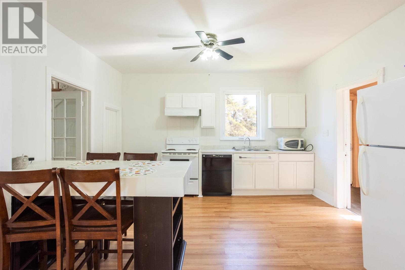 3293 Fort Augustus Road - 11
