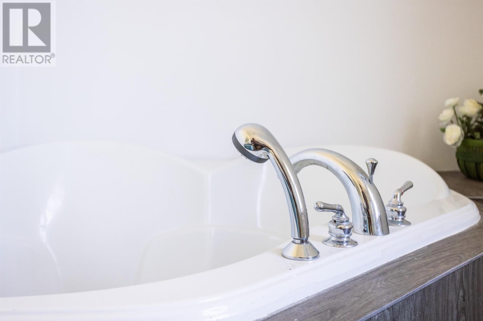 3293 Fort Augustus Road - 24