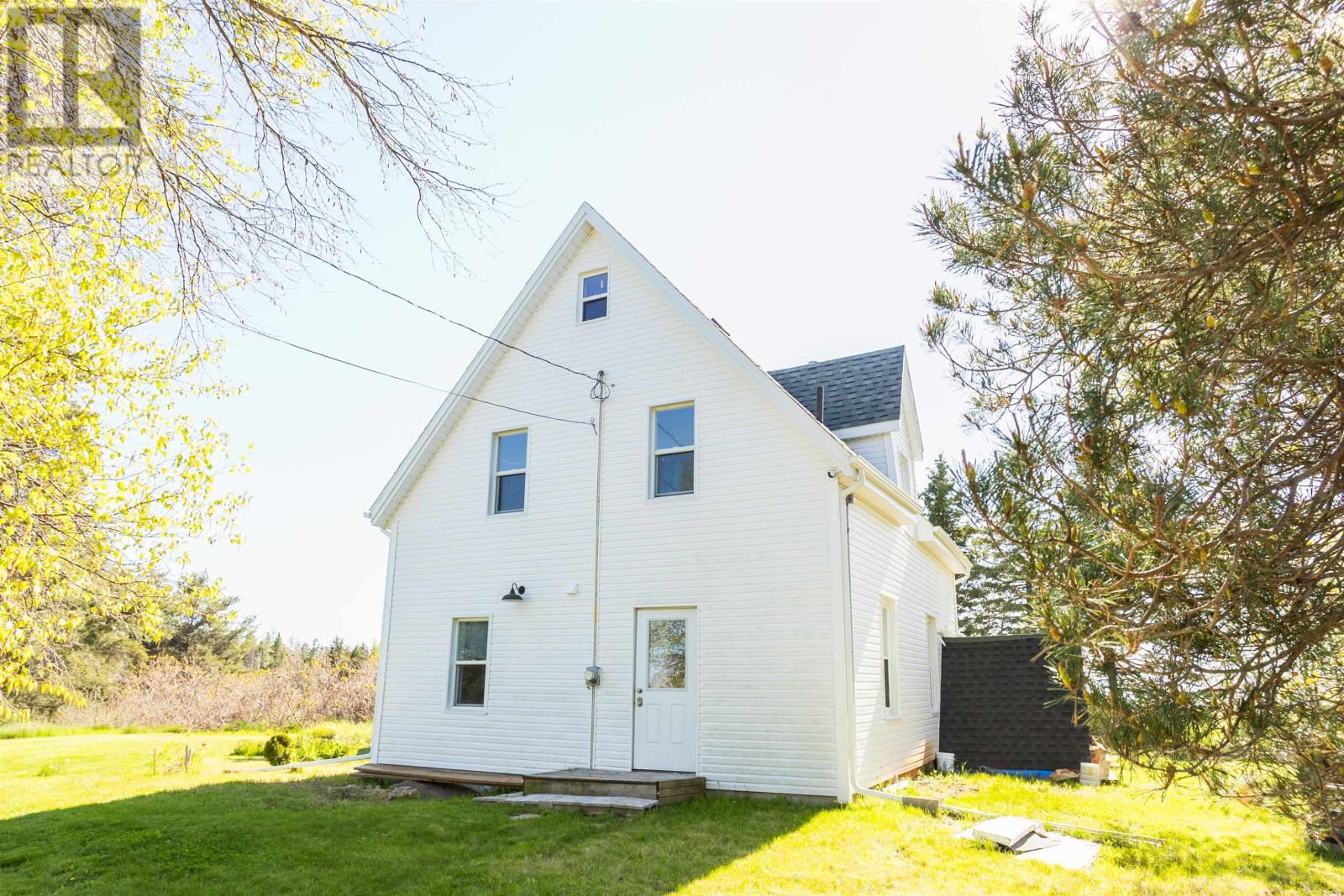 3293 Fort Augustus Road - 3