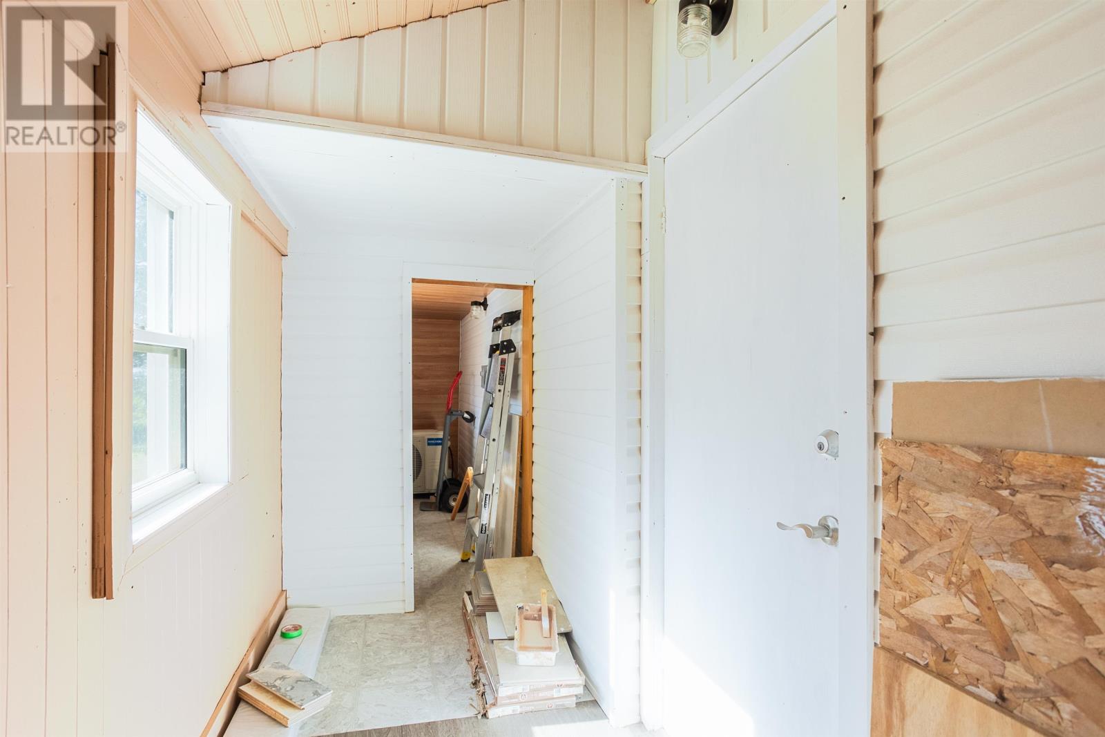 3293 Fort Augustus Road - 31