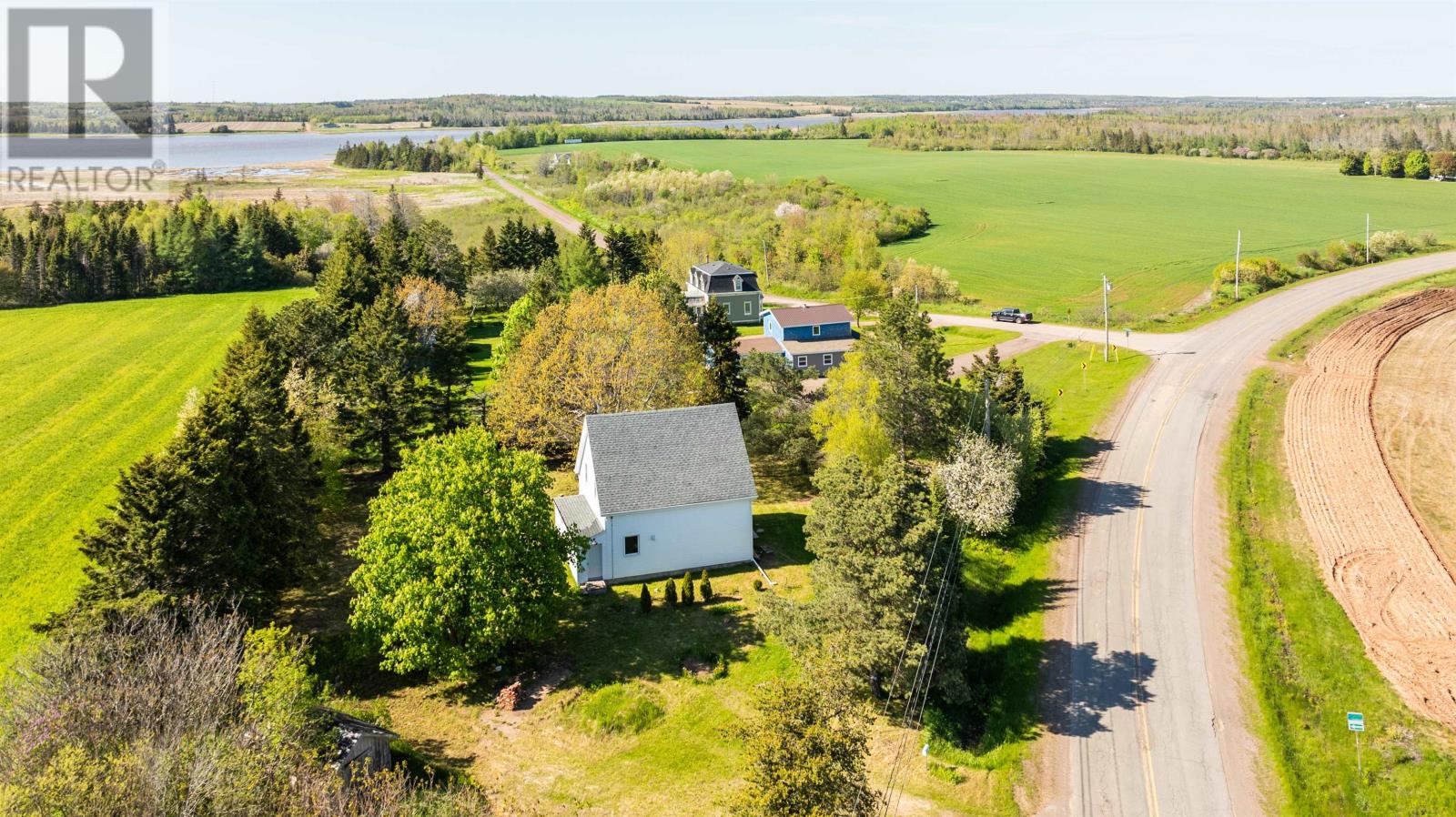 3293 Fort Augustus Road - 33