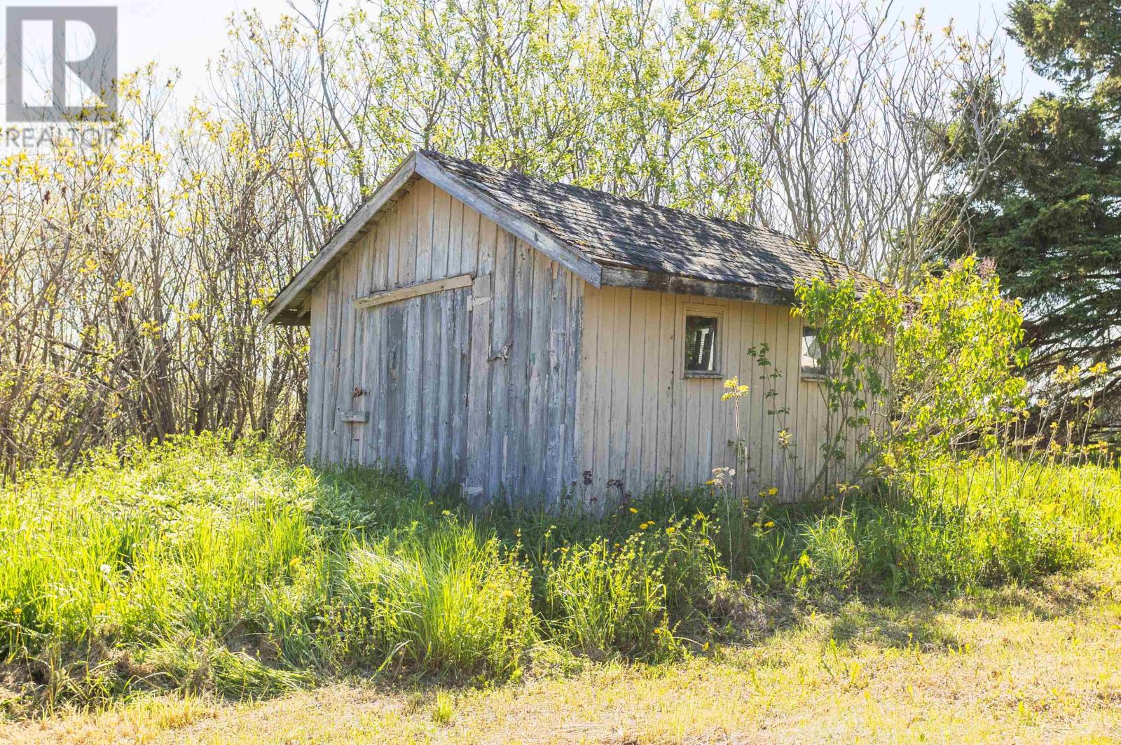 3293 Fort Augustus Road - 36