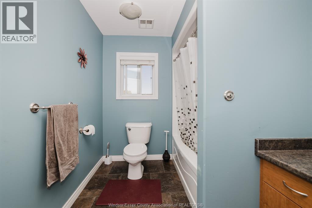 3068 TROUP CRESCENT - 14