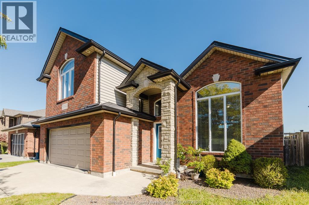 3068 TROUP CRESCENT - 5