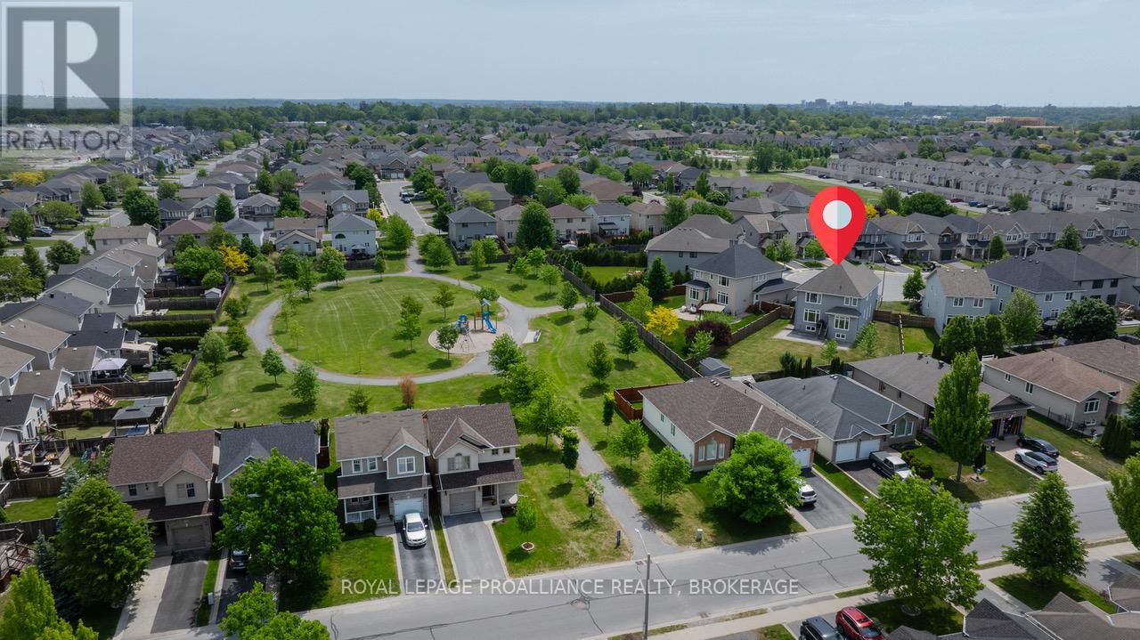 561 SAVANNAH COURT - 3