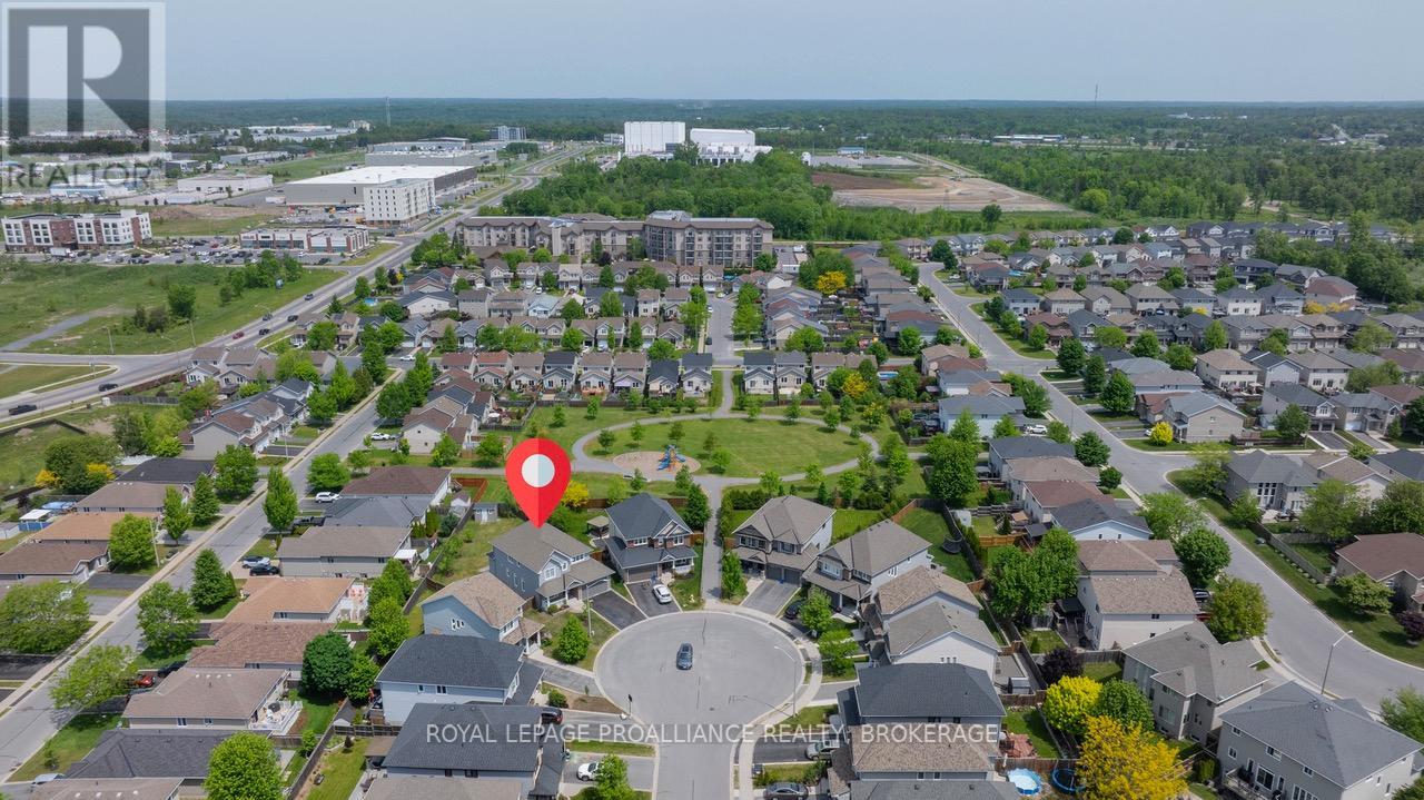 561 SAVANNAH COURT - 2