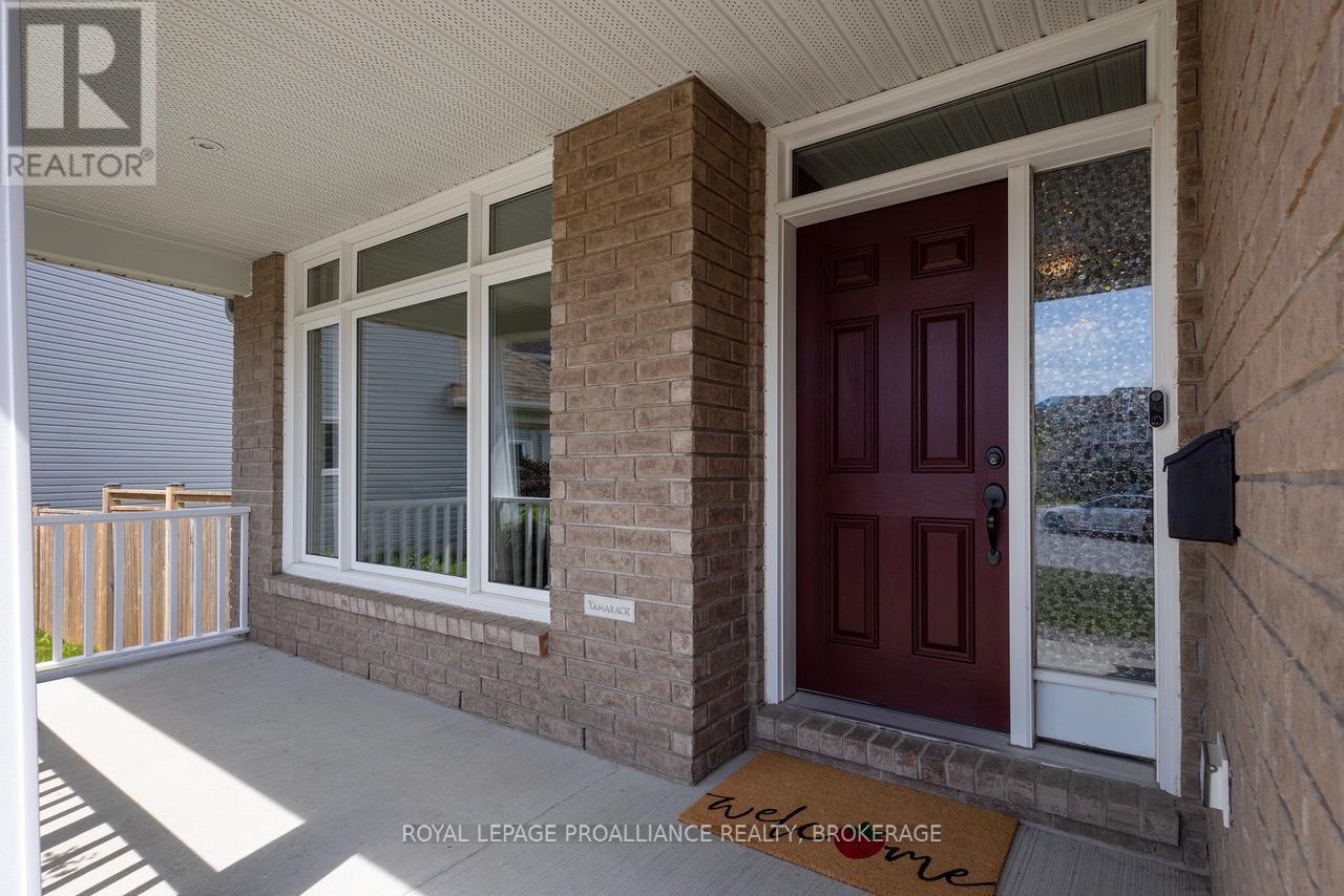 561 SAVANNAH COURT - 4