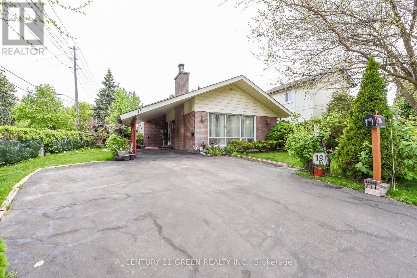 19 ERIKSDALE ROAD - 3