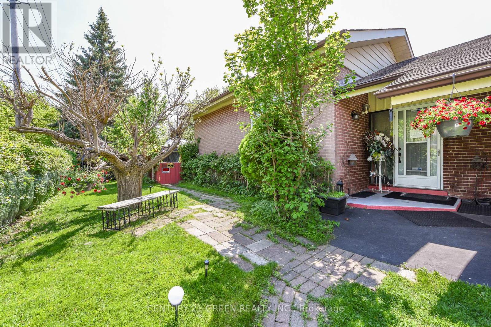 19 ERIKSDALE ROAD - 4