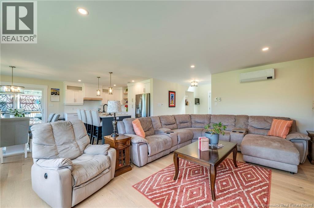 123 King's Bridge Boulevard - 24