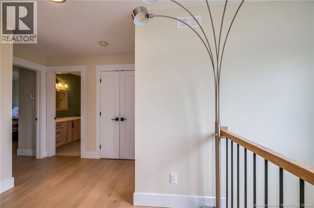 123 King's Bridge Boulevard - 26