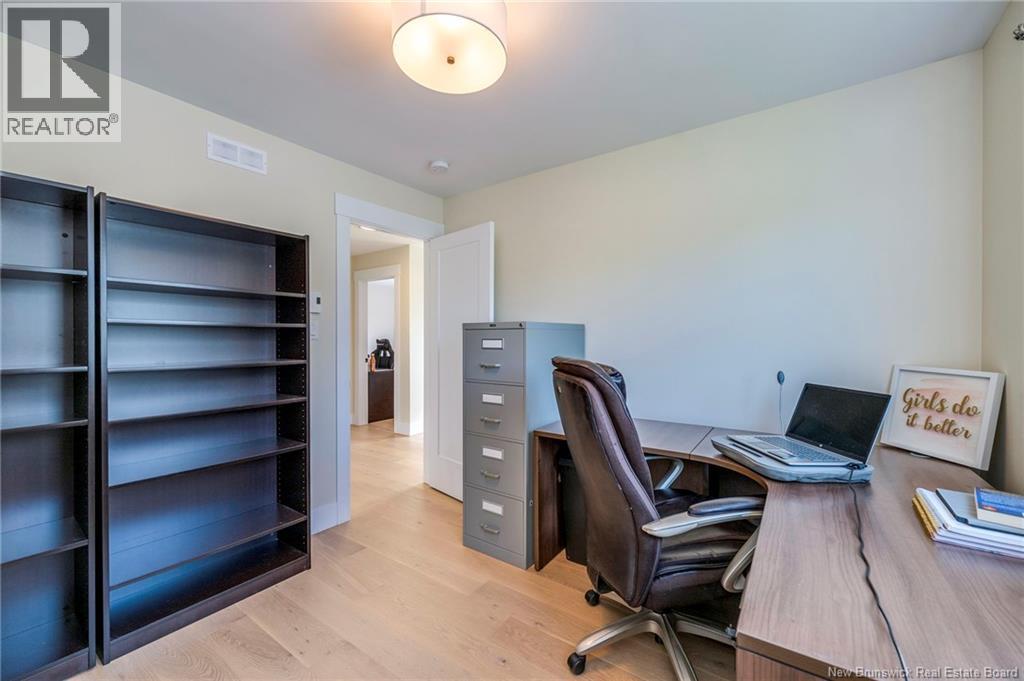 123 King's Bridge Boulevard - 29