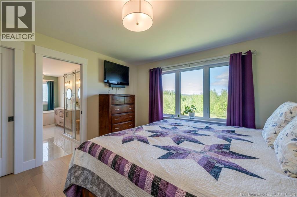 123 King's Bridge Boulevard - 33