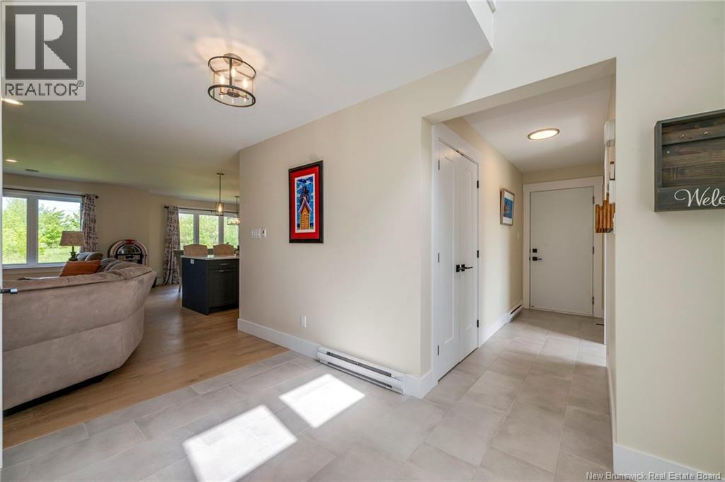 123 King's Bridge Boulevard - Image 4
