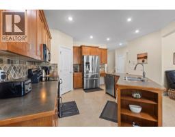 A 2484 Nile Gate, Port Coquitlam, BC V3B8B3 Photo 9