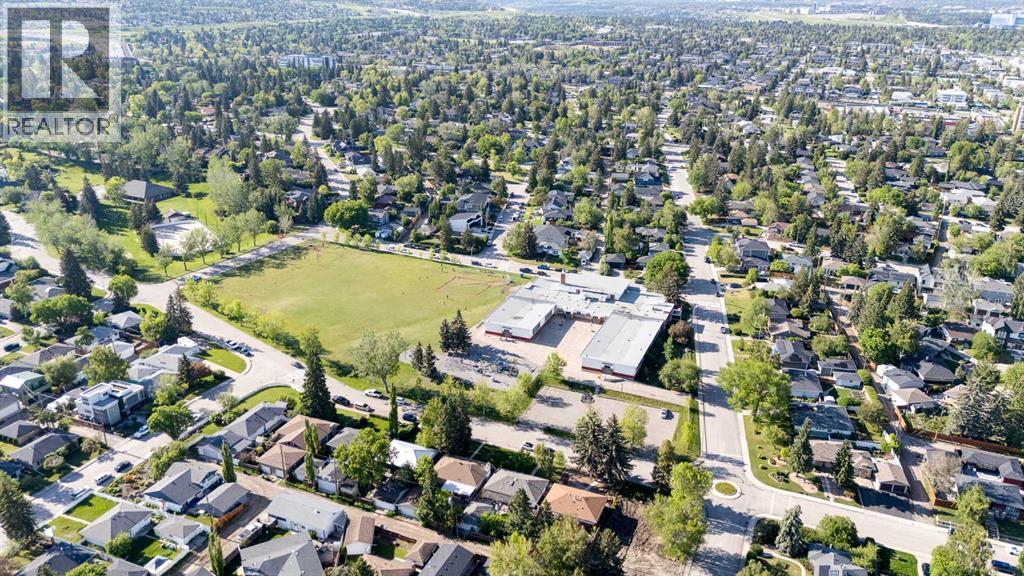 3112 42 Street SW — photo 34
