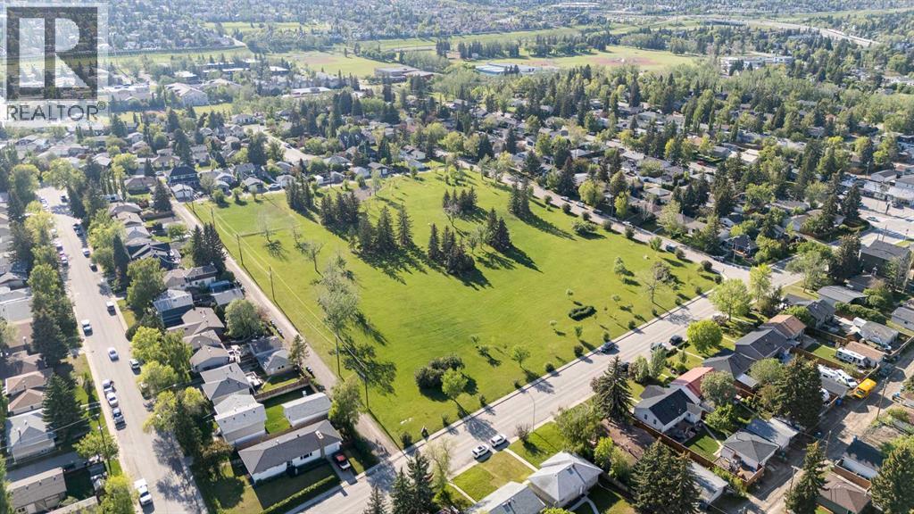 3112 42 Street SW — photo 35