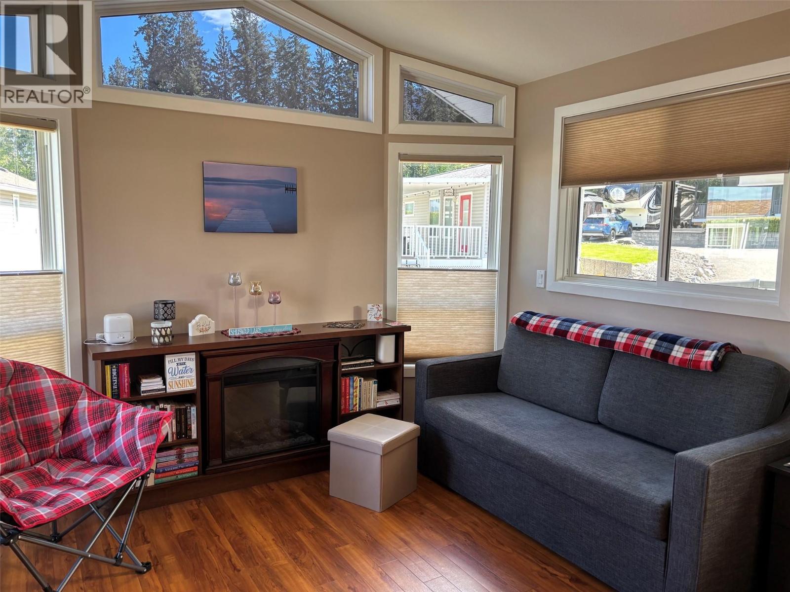 #30 667 Waverly Park Frontage Road - 9
