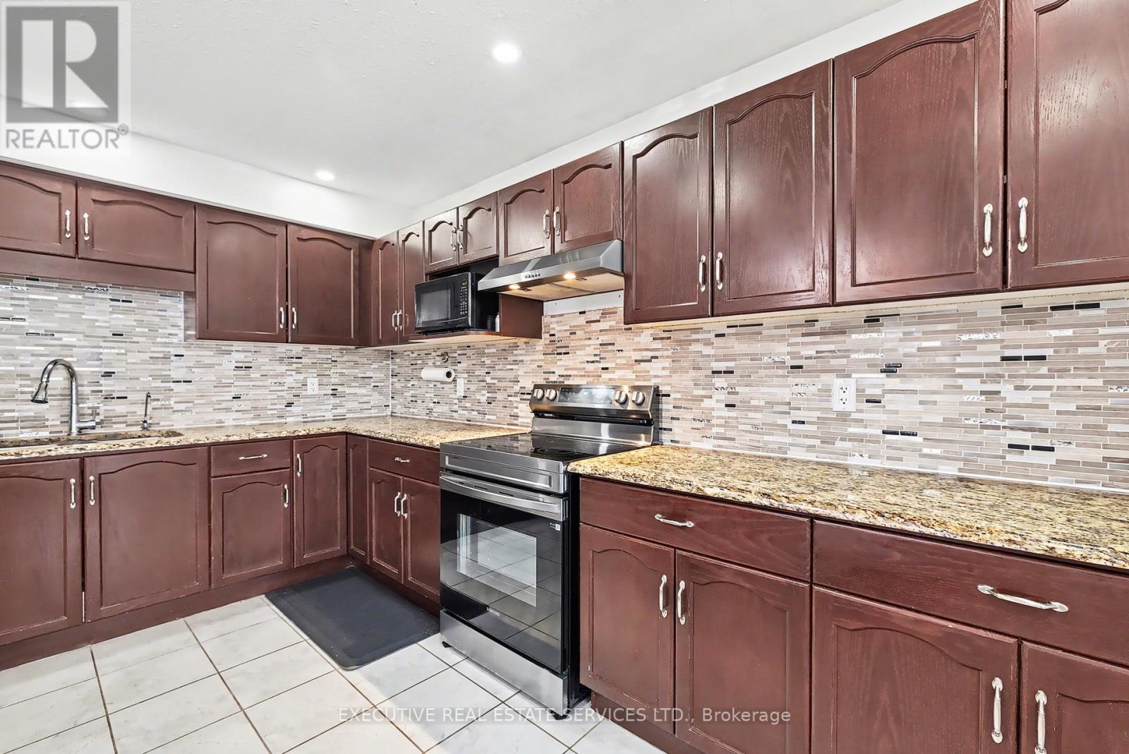 224 FLEMING ROAD - 16