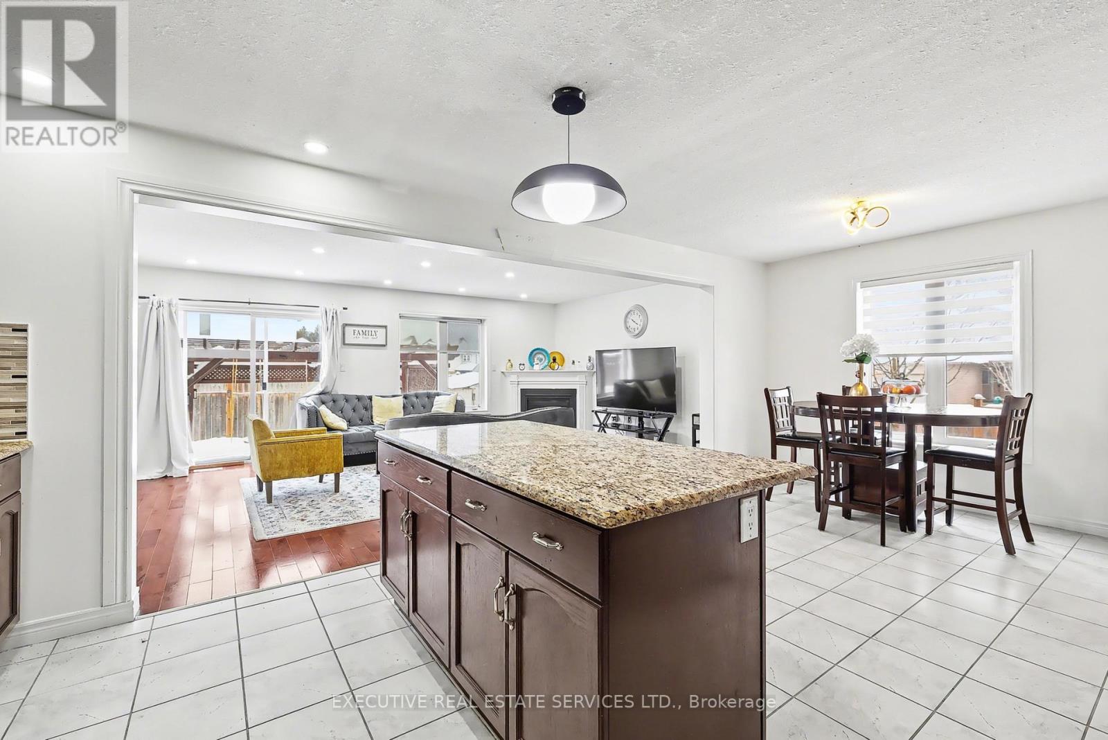 224 FLEMING ROAD - 20
