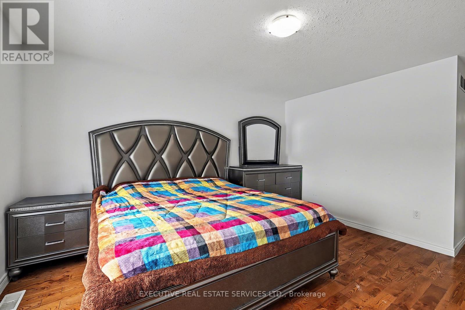 224 FLEMING ROAD - 32
