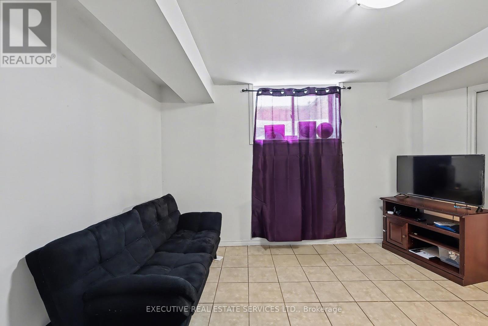 224 FLEMING ROAD - 40