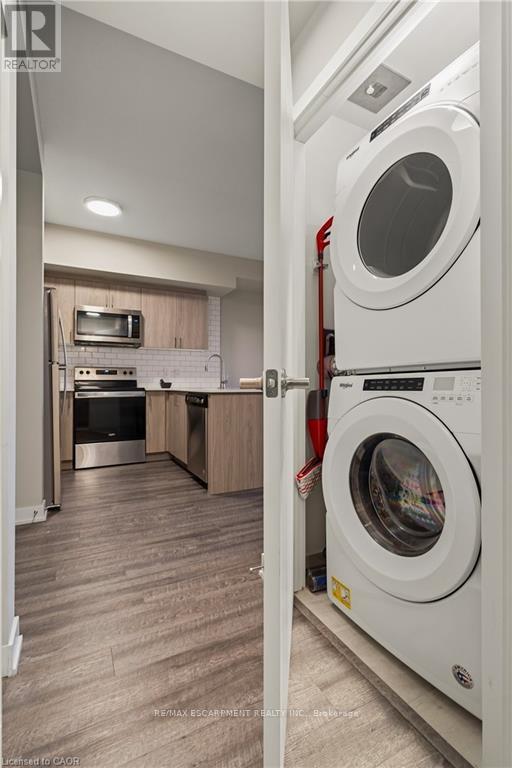 #413 16 MARKLE CRESCENT - 11