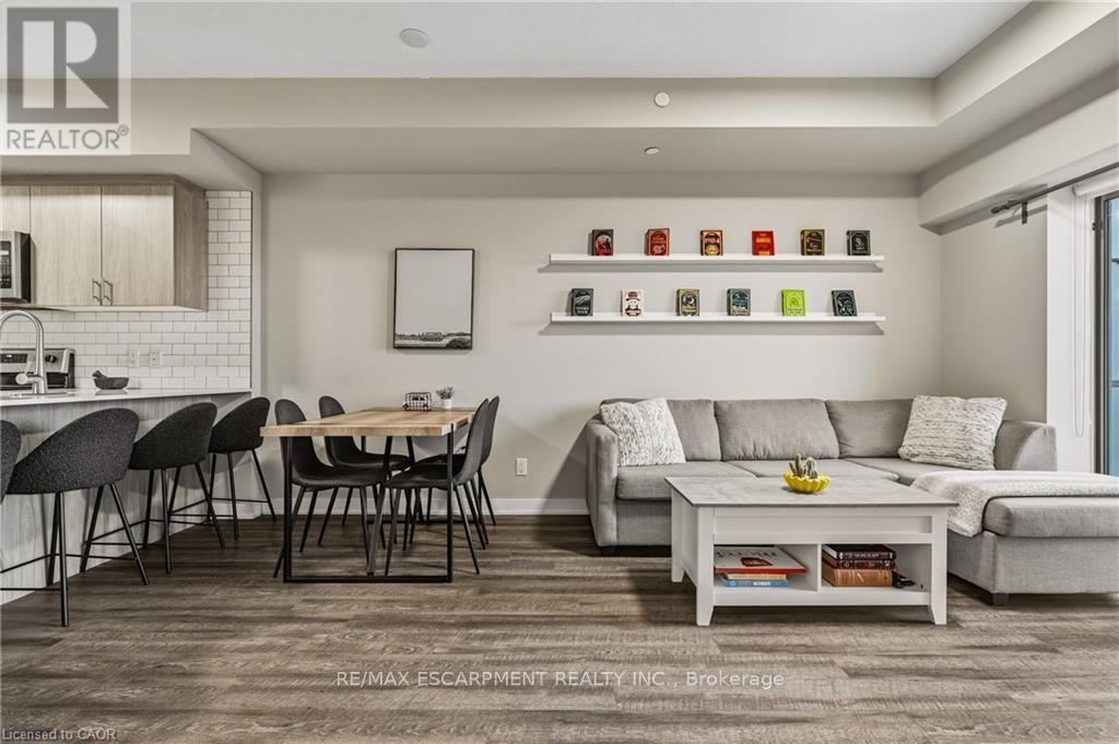 #413 16 MARKLE CRESCENT - 27