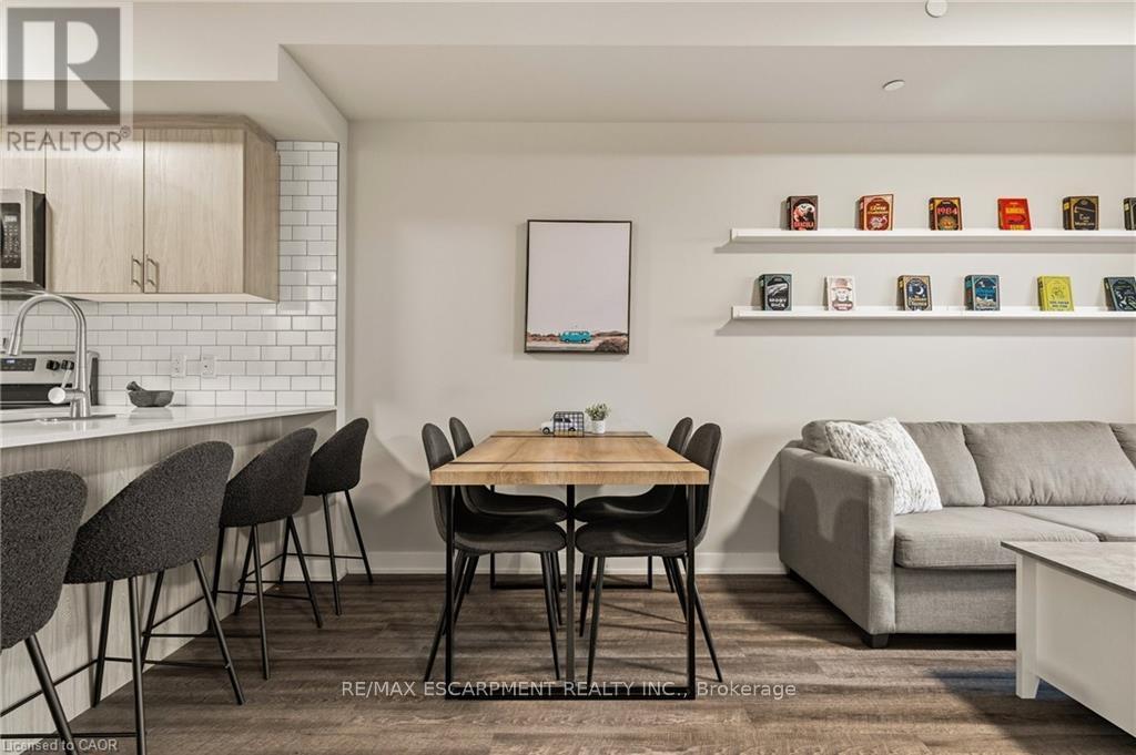 #413 16 MARKLE CRESCENT - Image 4