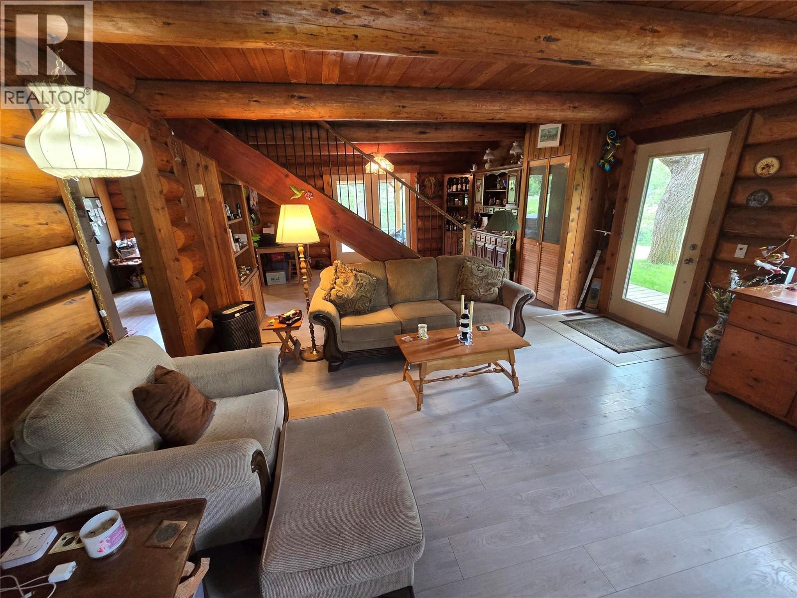 2492 LLOYD Road - 14