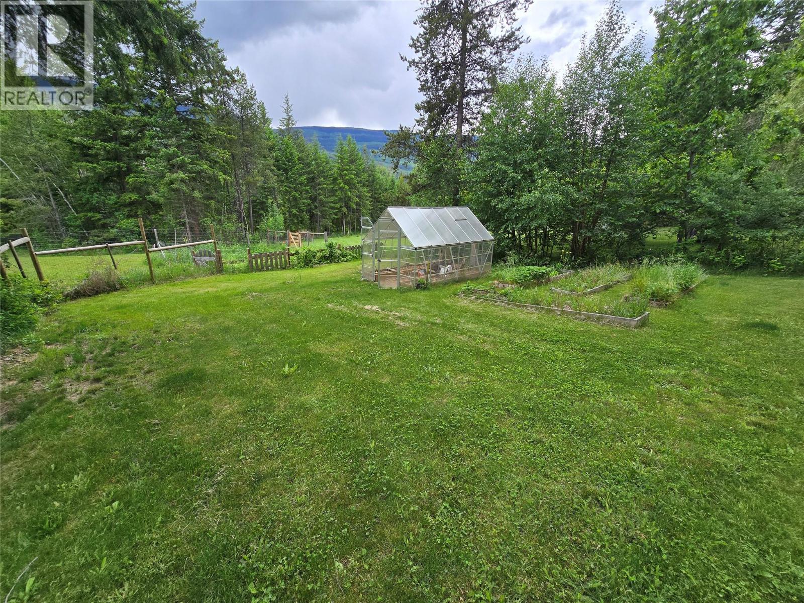 2492 LLOYD Road - 36