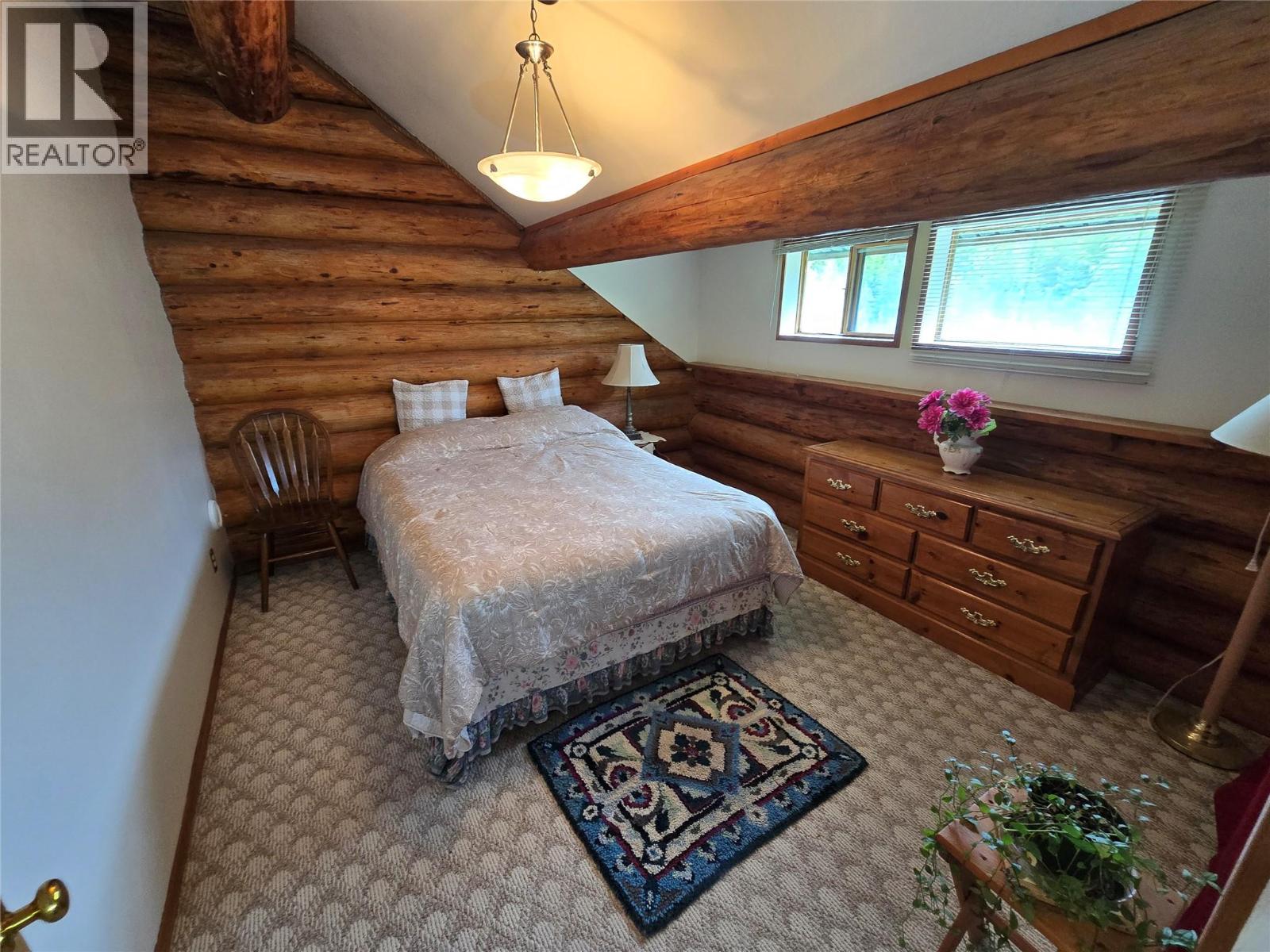 2492 LLOYD Road - 16