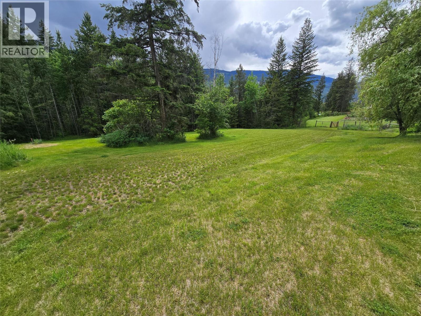 2492 LLOYD Road - 26