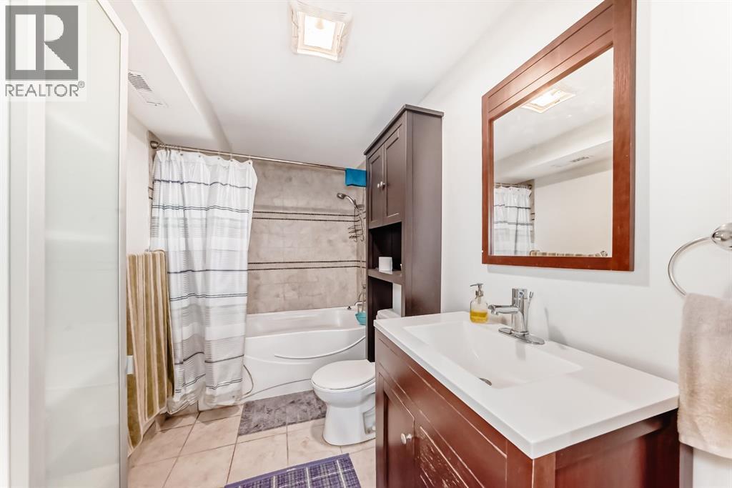 325 Mt Douglas Manor SE — photo 19