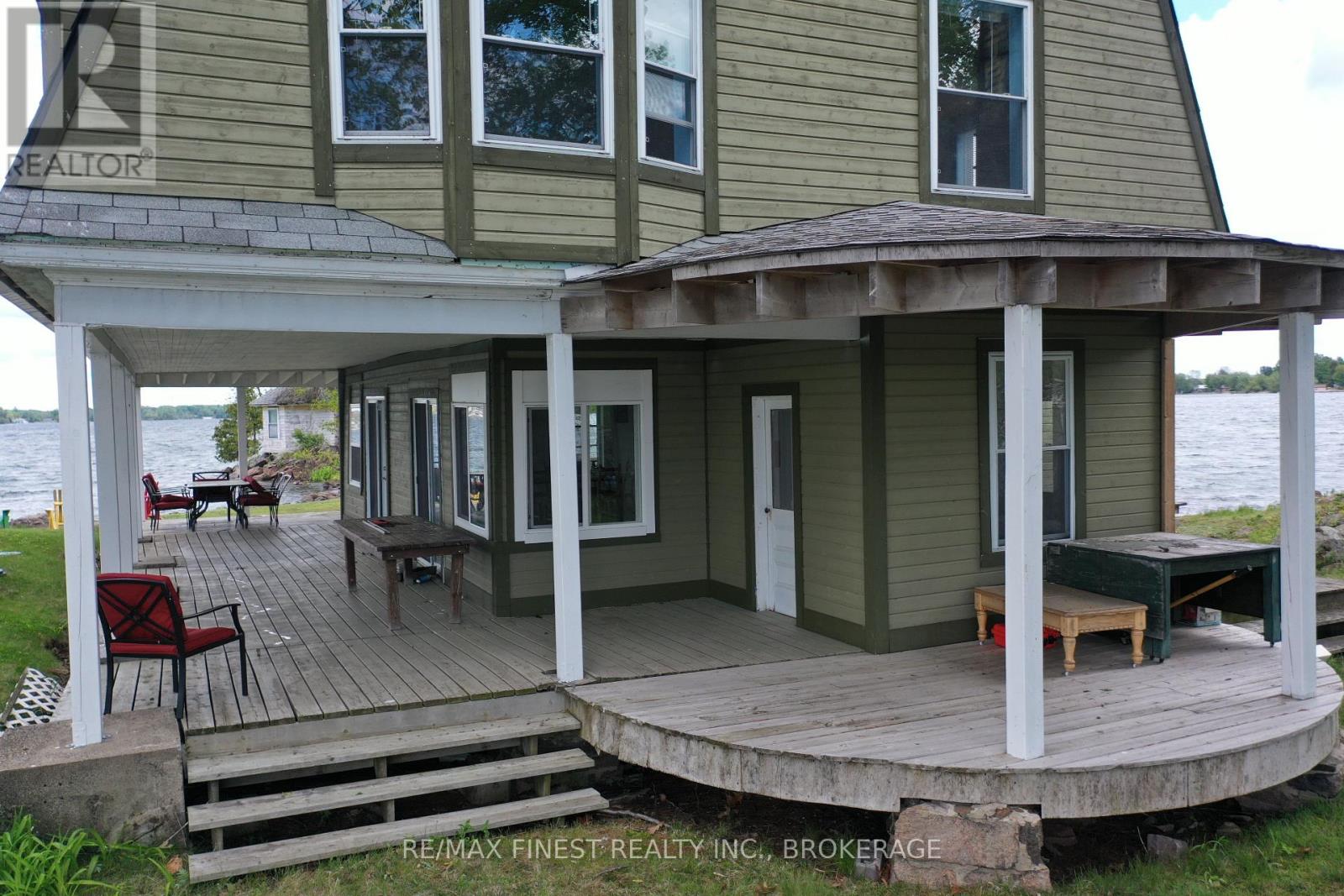 1 SAMPSON ISLAND - Image 21
