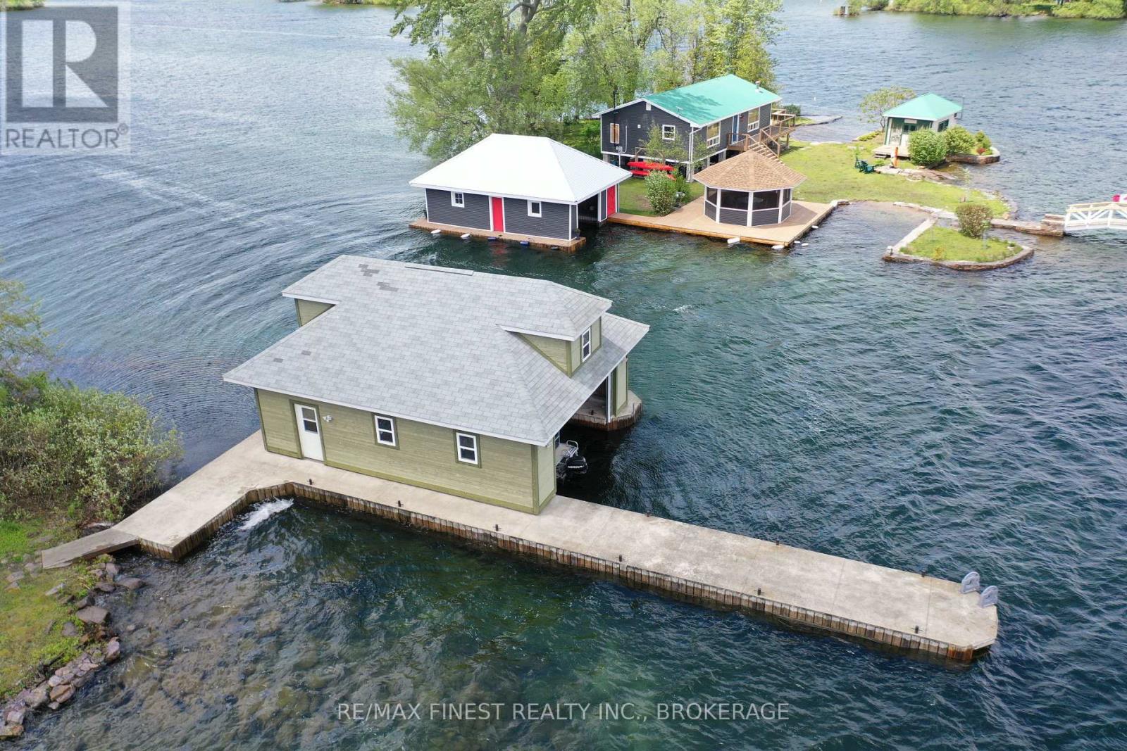 1 SAMPSON ISLAND - Image 26