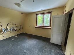 12 Poplar Street, Pine Falls, MB R0E1M0 Photo 25