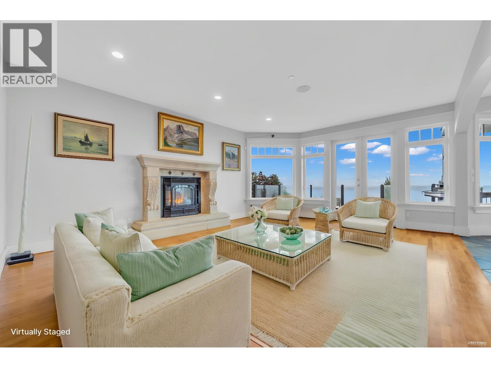 2340 ORCHARD LANE, West Vancouver