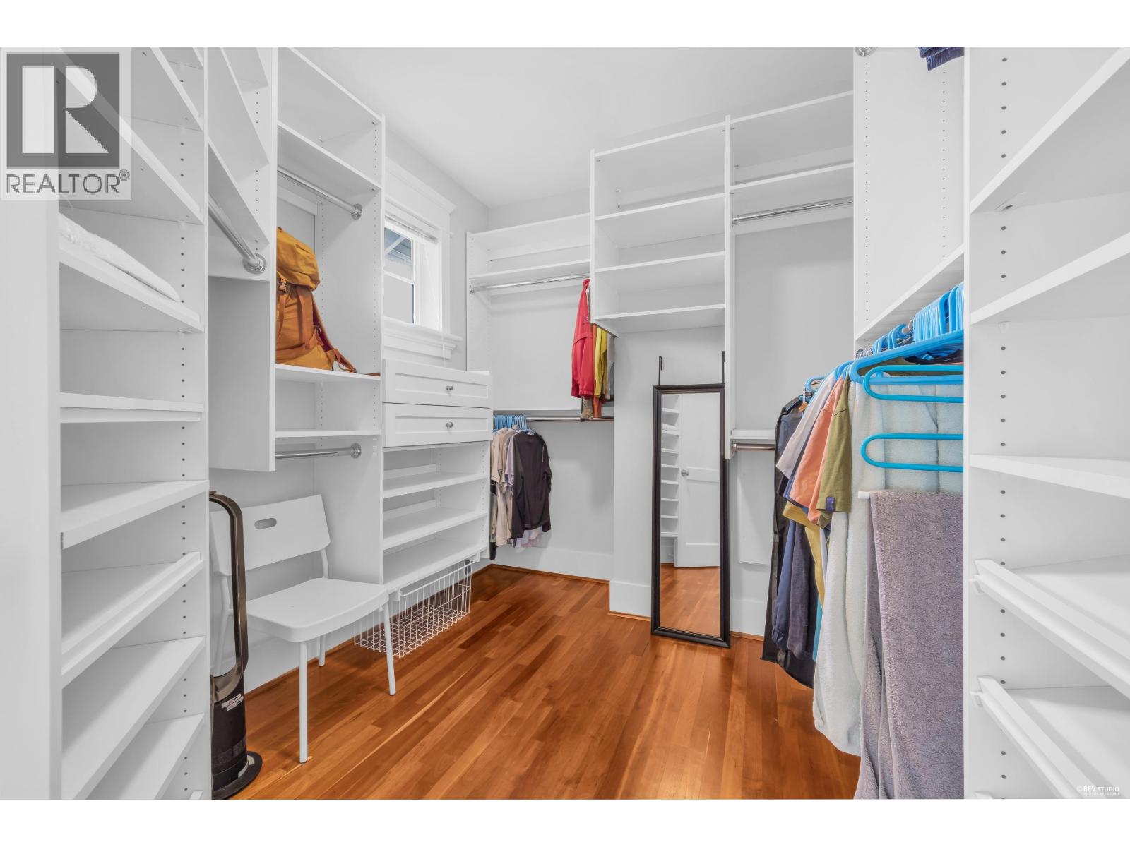 2340 ORCHARD LANE, West Vancouver