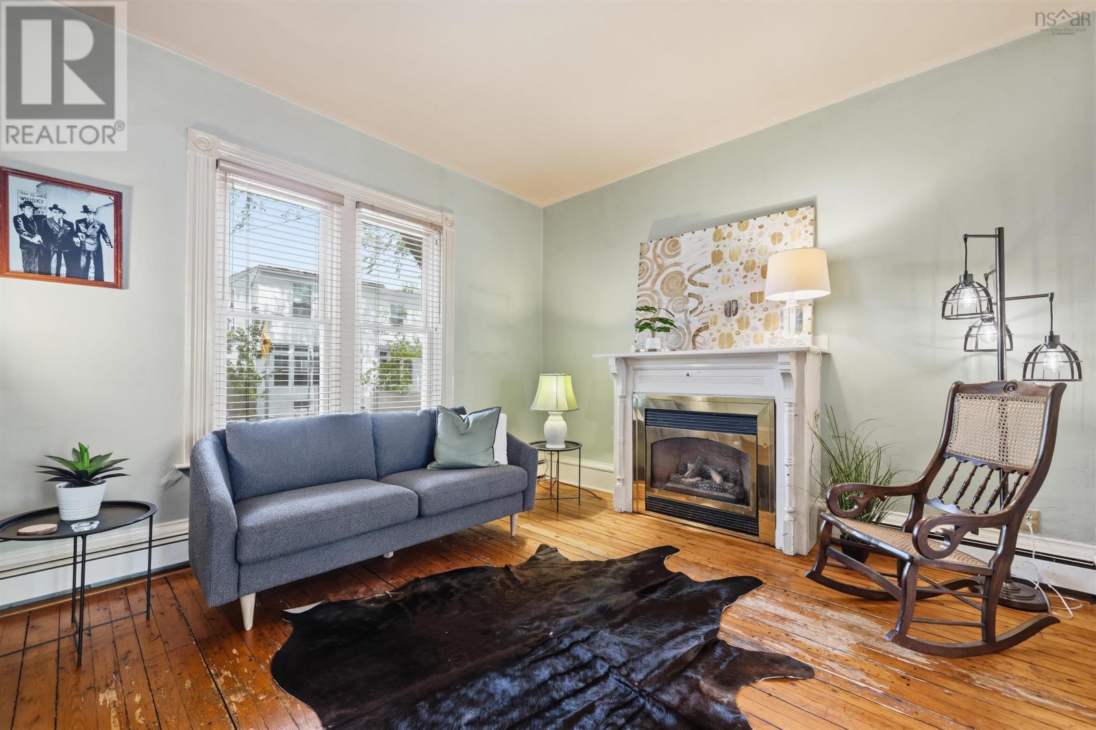 Property 32 of 42 of 6186 Lawrence Street