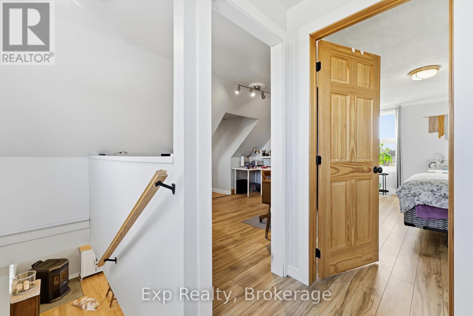 1449 BRIDGE STREET W - 17