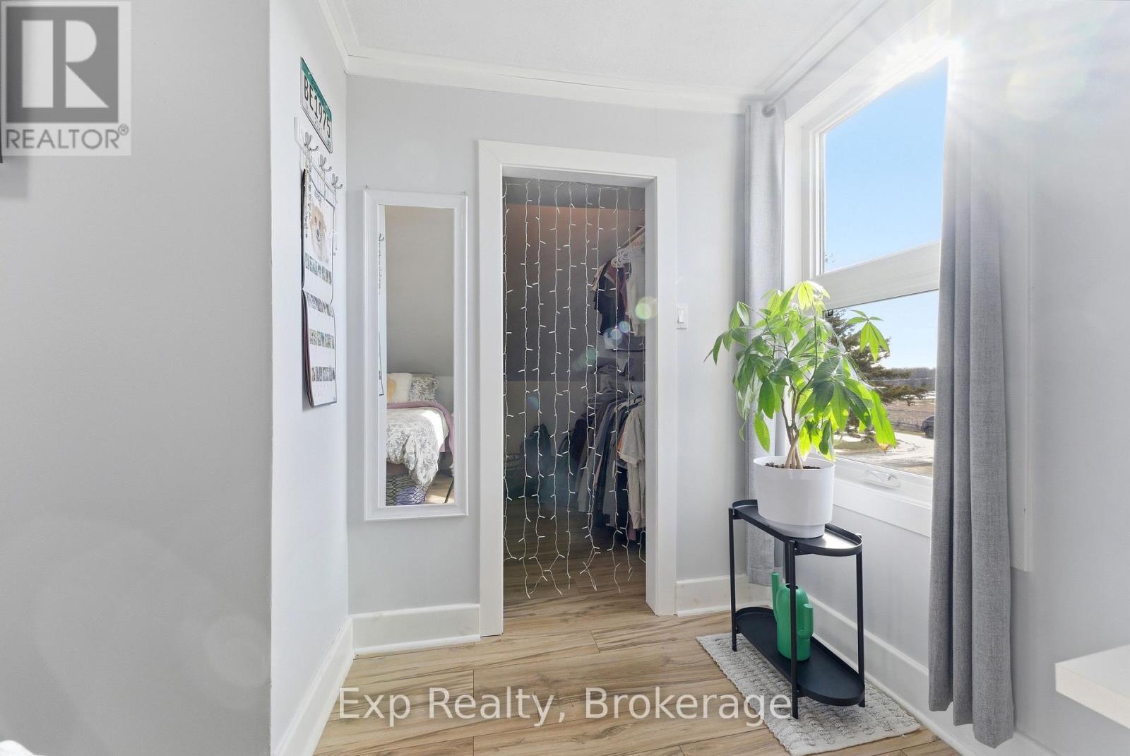 1449 BRIDGE STREET W - 21