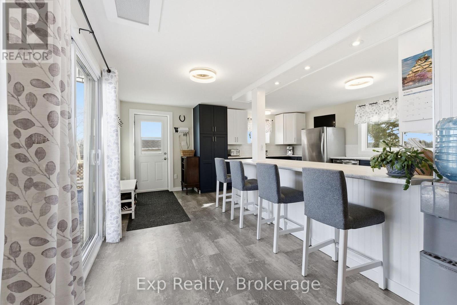 1449 BRIDGE STREET W - 9