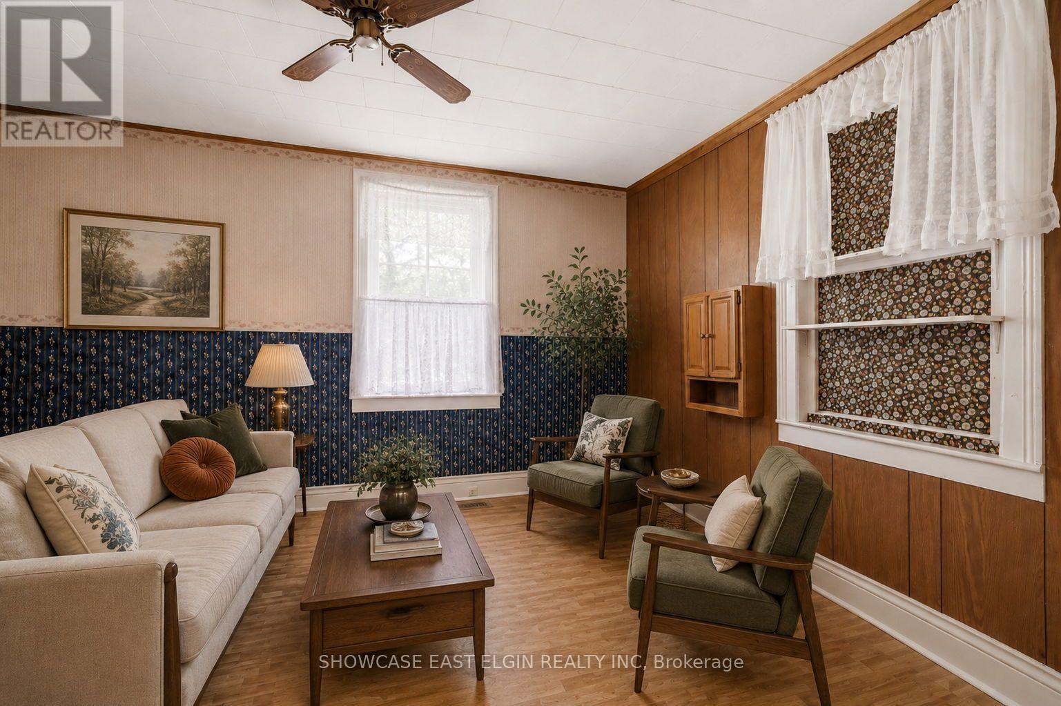 212 SYDENHAM STREET E - 19