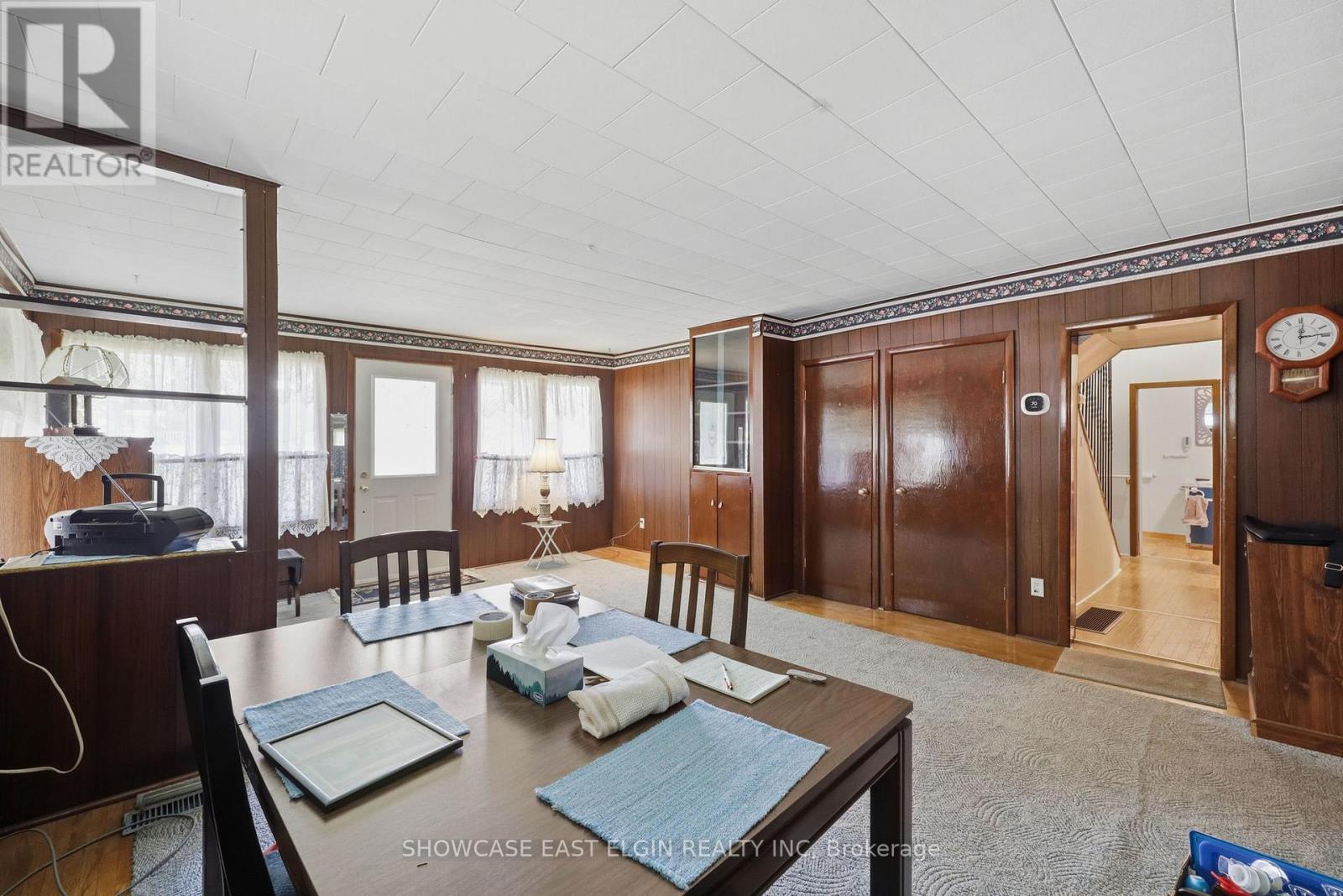 212 SYDENHAM STREET E - 4